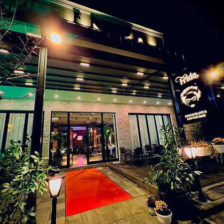 Hotel & Restaurant Frida Gjakova Exterior foto